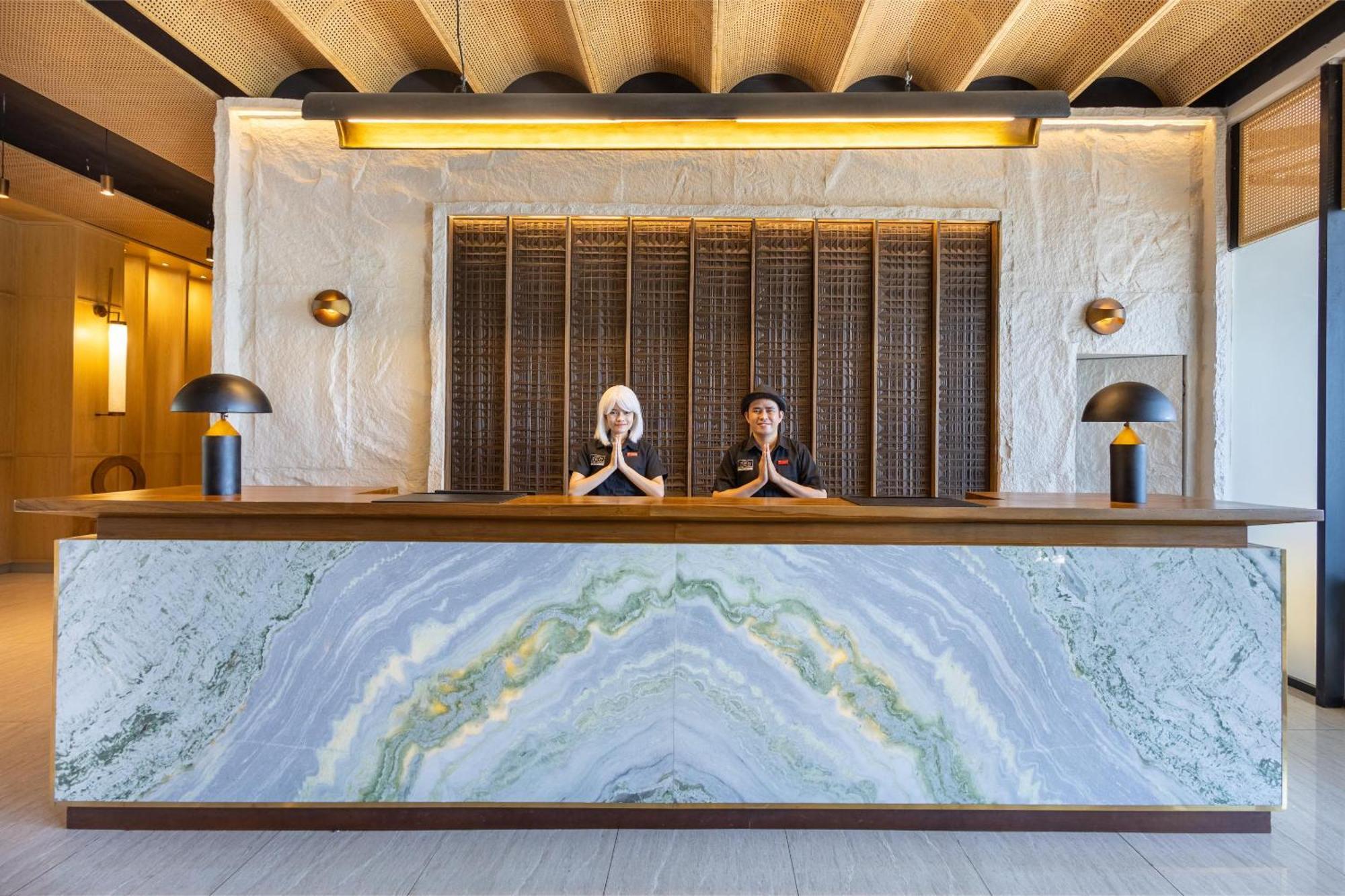 Hotel Neo Eltari Kupang By Aston Exterior foto